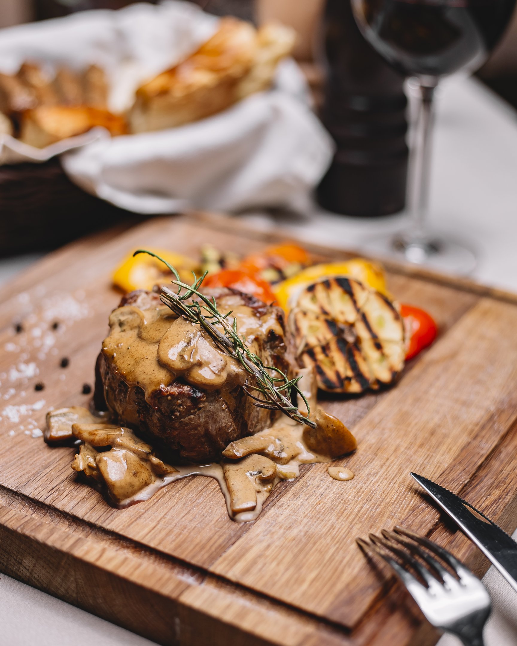 Filé mignon: 5 receitas para um jantar inesquecível