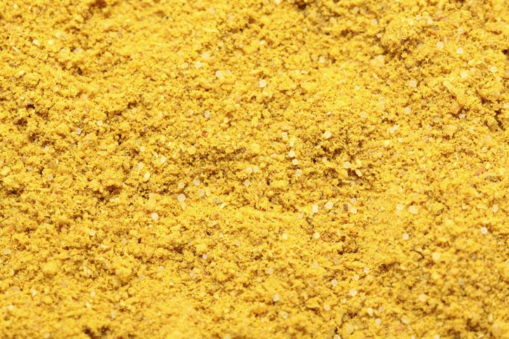 Curry Tailandês com Coco e Farofa: Um Mix brasileiro e asiático!
