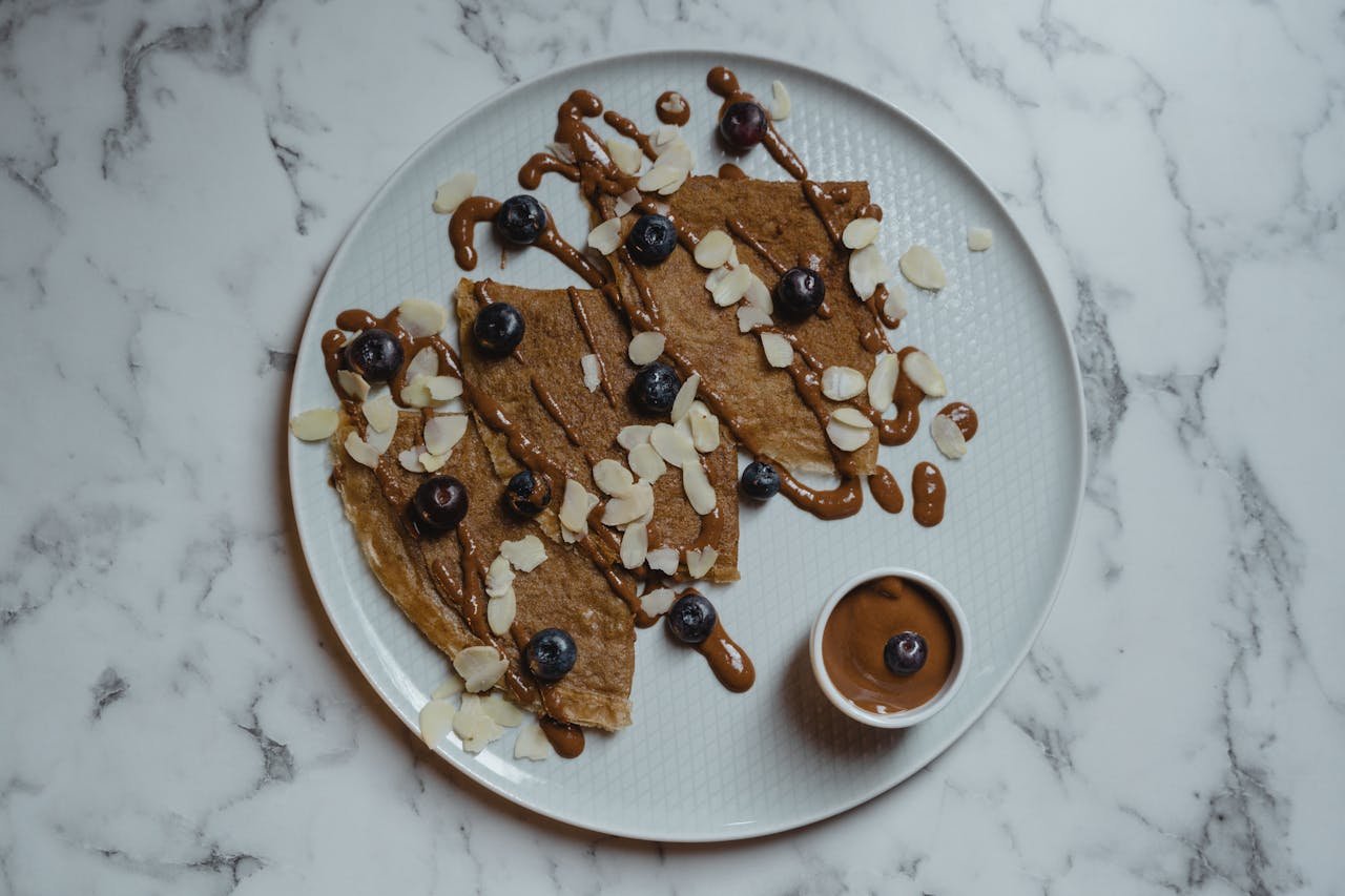 Panqueca de Aveia com Doce de Leite e Coco na Frigideira: Sobremesa fácil e nutritiva