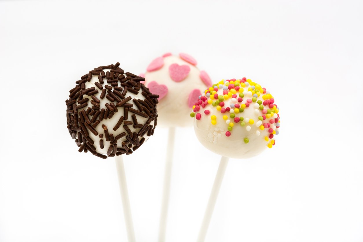 Brigadeiro de palito: veja como fazer essa sobremesa deliciosa e fácil