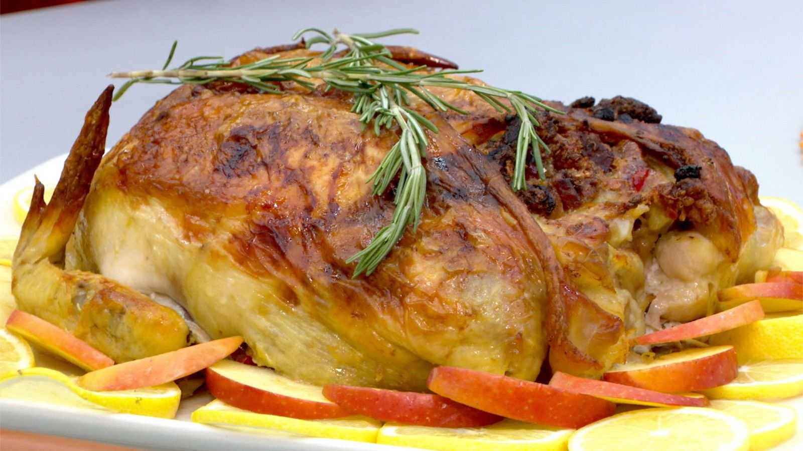 Imagem ilustrativa de Frango Natalino Recheado