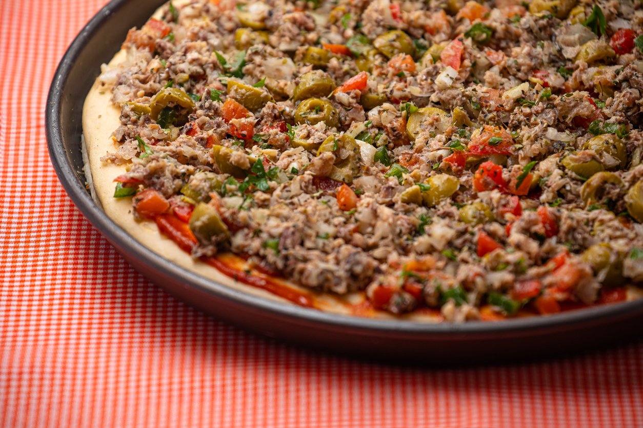 iStock - Imagem ilustrativa de pizza de sardinha