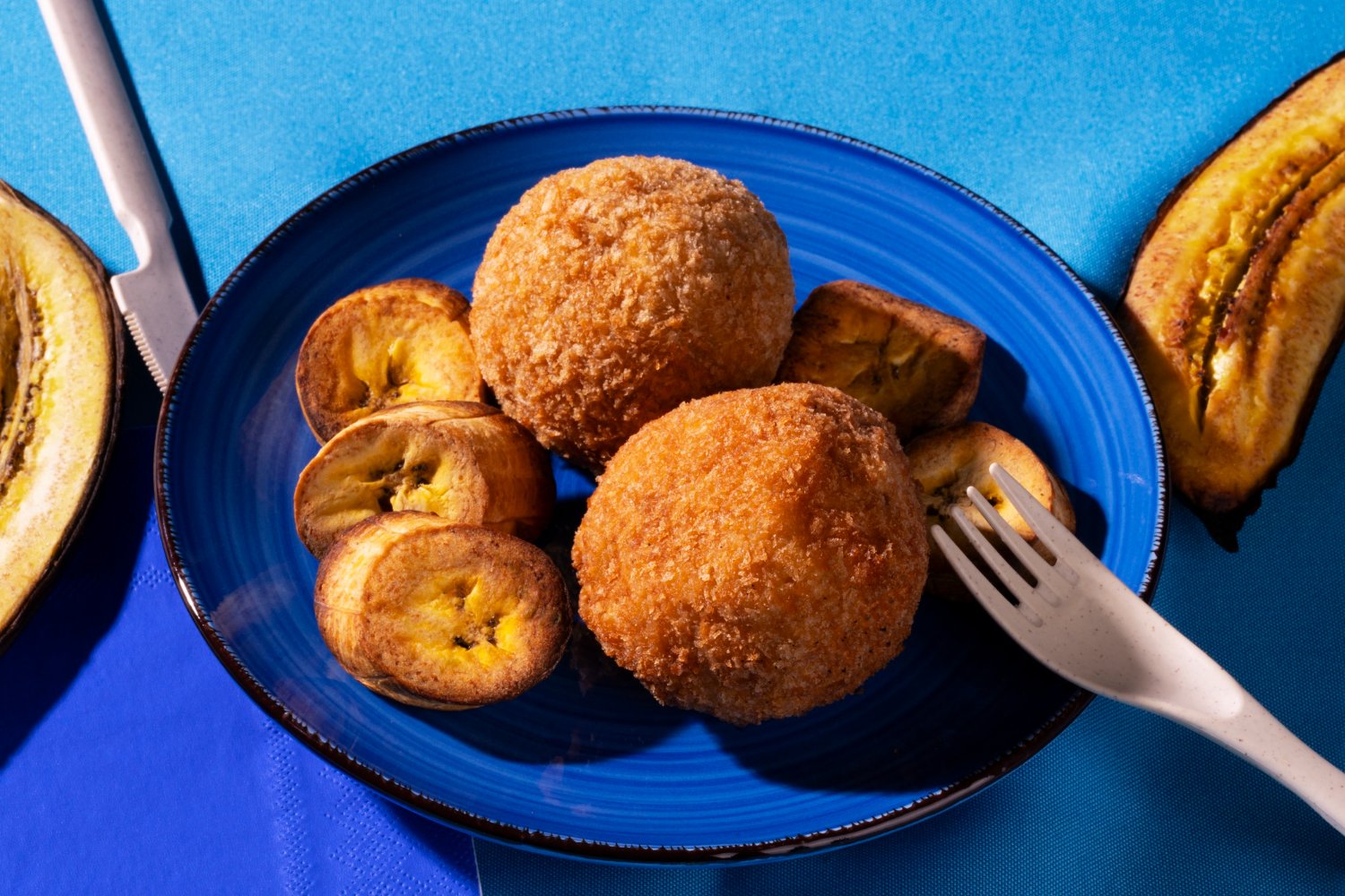 Bolinho proteico crocante de banana em 10 minutos ideal para o café da manhã – sem fritura