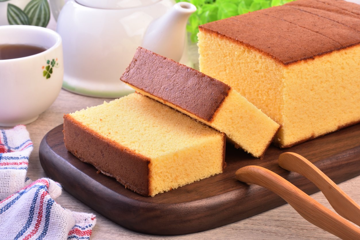 Bolo fit simples e fofinho de liquidificador: sem farinha de trigo e sem leite – receita fácil