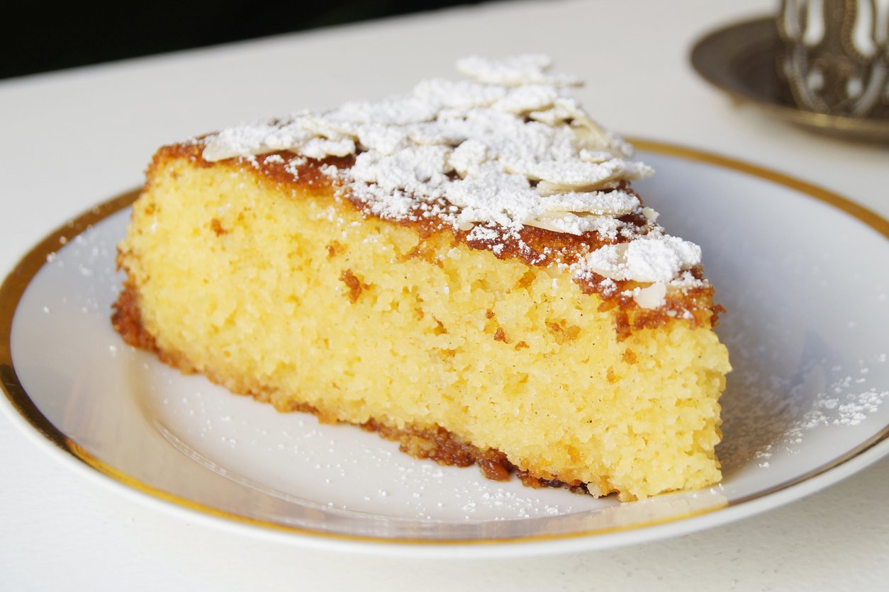 Sem trigo e super molhadinho! O melhor bolo de coco super fácil e rápido para o café da manhã – receita rápida