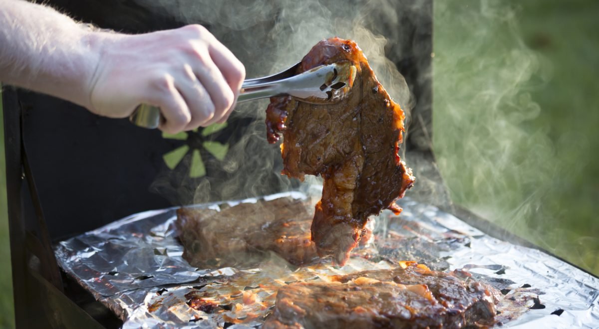 tornado98/IStock - Imagem ilustrativa de carne de churrasco
