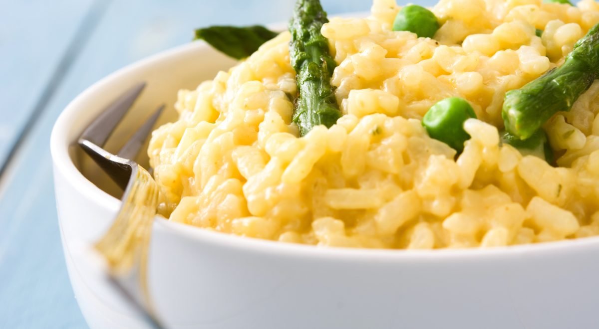 Arroz cremoso - Imagem ilustra risoto cremoso - iStock