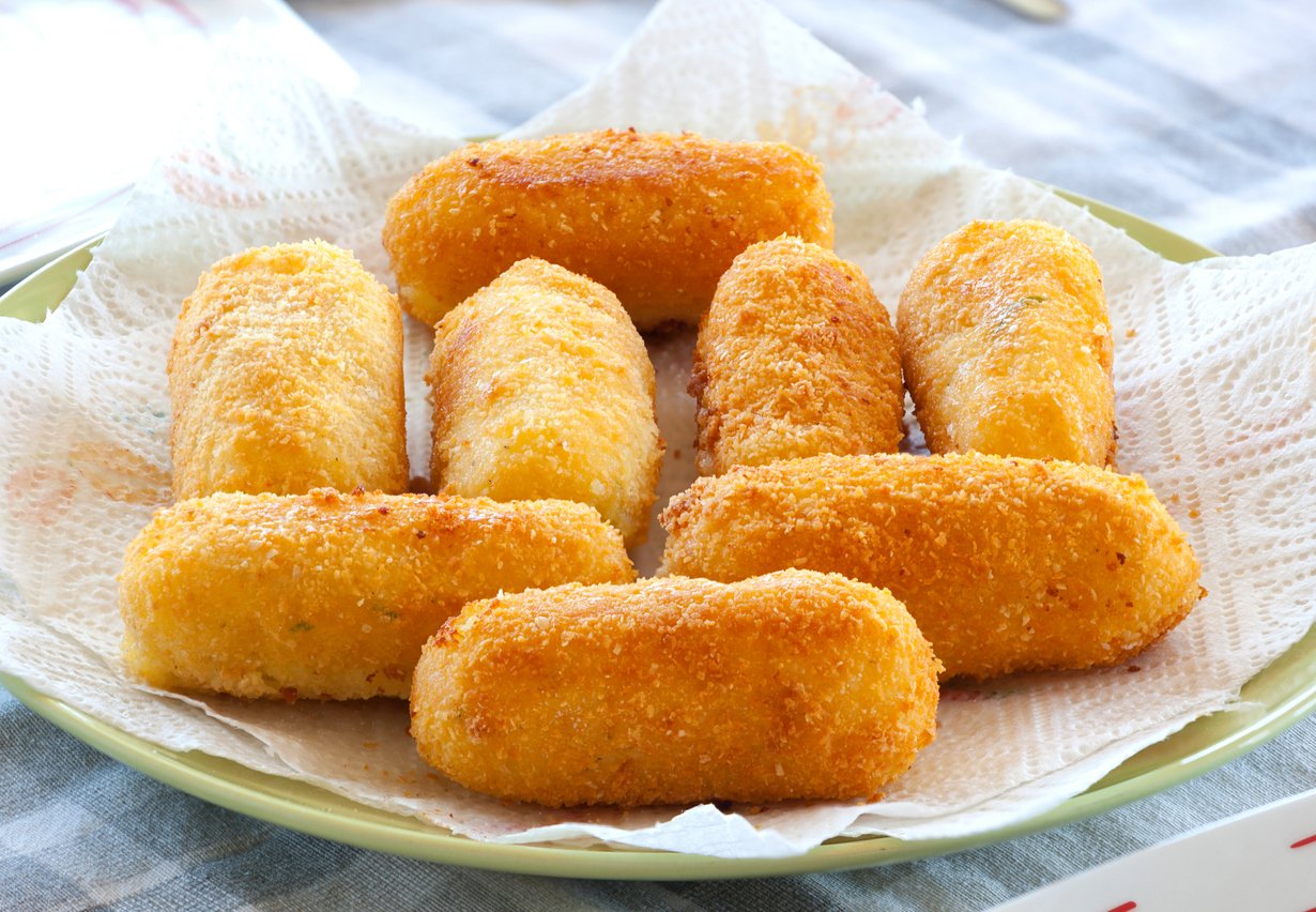 Para comer rezando: Enroladinho de batata sem ovo e sem trigo – só 3 ingredientes