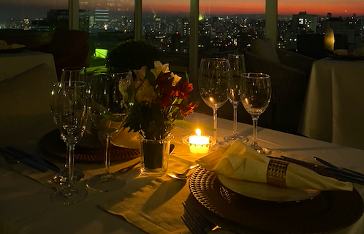 Restaurante The View, em São Paulo, promove Dia dos Namorados com gastronomia brasileira e vista privilegiada
