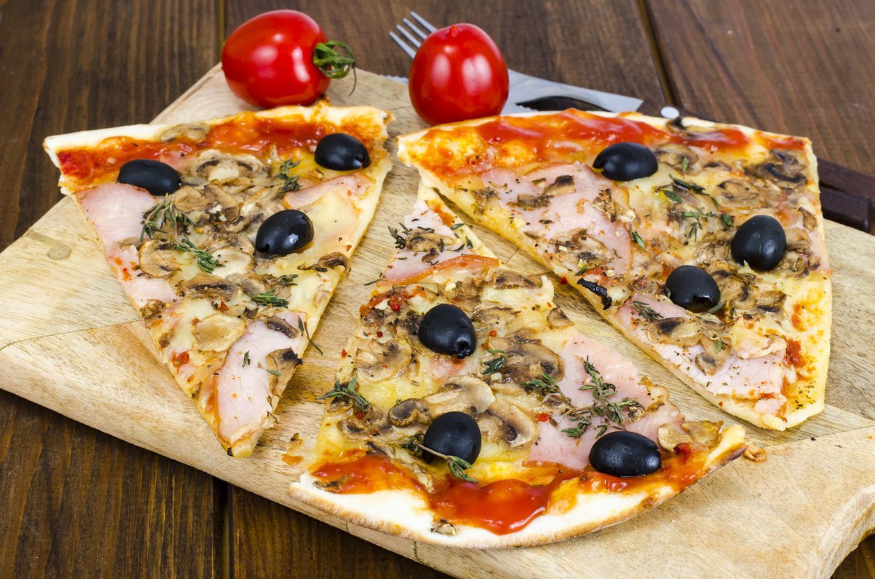 Você não vai acreditar na delícia que essa couve-flor fica: parece pizza!