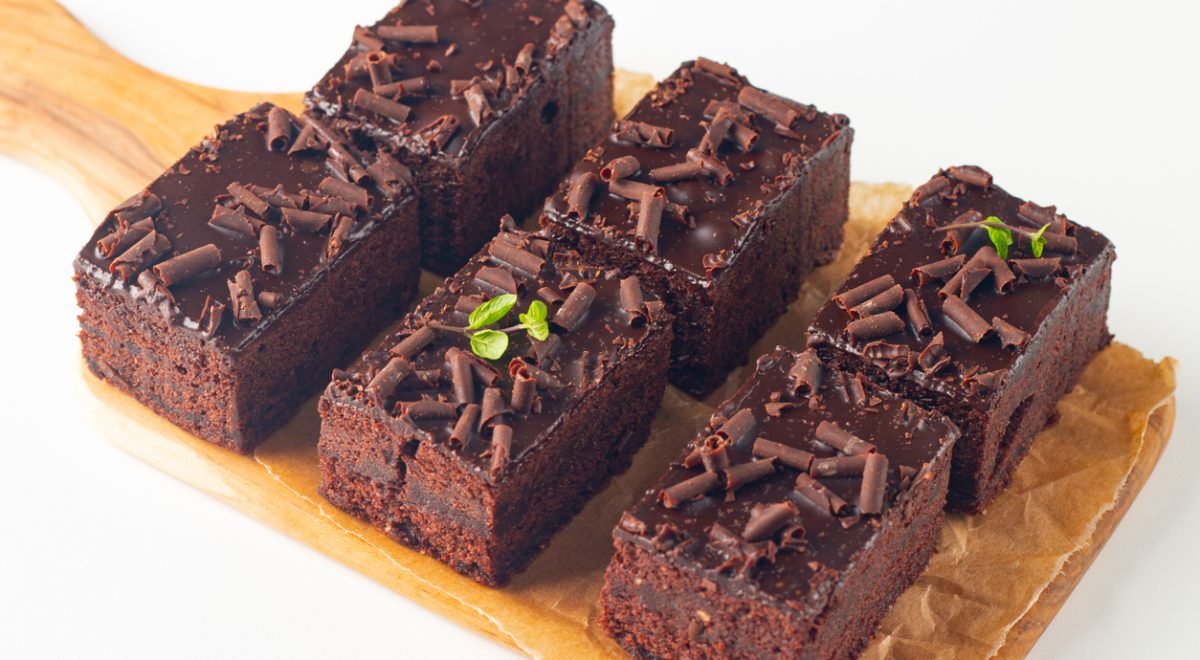 Bolinho de chocolate saudável - iStock - Imagem ilustra bolinhos de chocolate