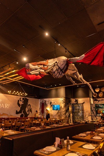 Imagem do salão do restaurante Dom Medieval