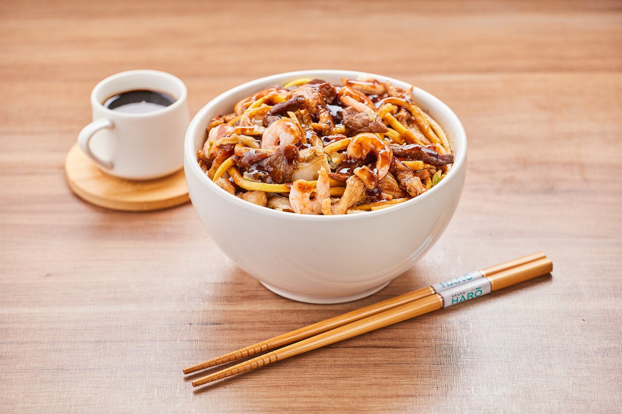 Delivery oriental para todas as horas: pedidos por comida asiática registram aumento no Brasil