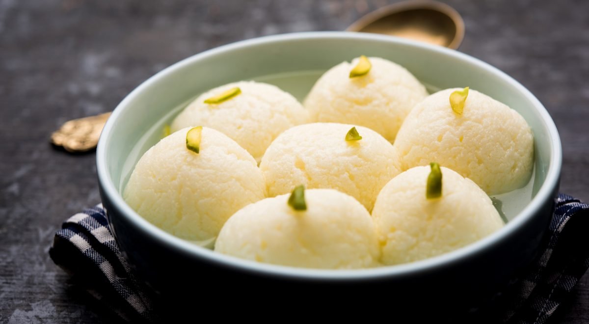 Bolinho de arroz - iStock - Imagem ilustra bolinhos de arroz em tigela