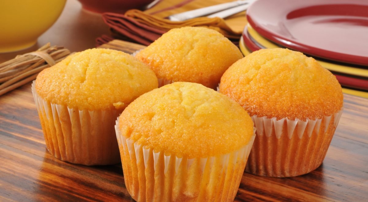 Bolinho de milho - iStock - Imagem ilustra bolinhos de milho