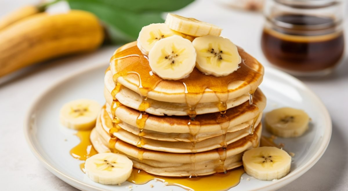 Imagem de panquecas de banana com aveia saudável - Freepik - Imagem de panquecas de banana com aveia saudável - Freepik