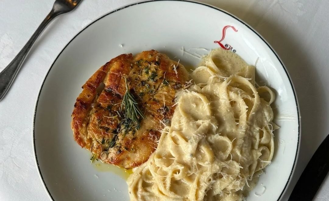 Reprodução/Instagram @restauranteleite - Frango à Moda, do Restaurante Leite