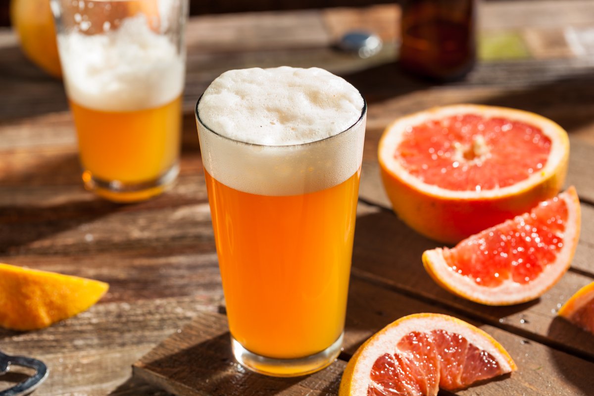 5 cervejas frutadas para curtir o domingo do Dia dos Pais