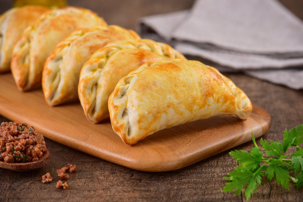 Melhor que pastel frito! Misture batata com ovos e se surpreenda com o sabor