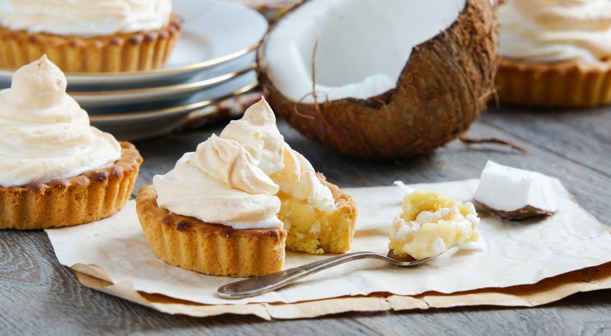 Tortinha de coco - iStock - Imagem ilustra torta de coco
