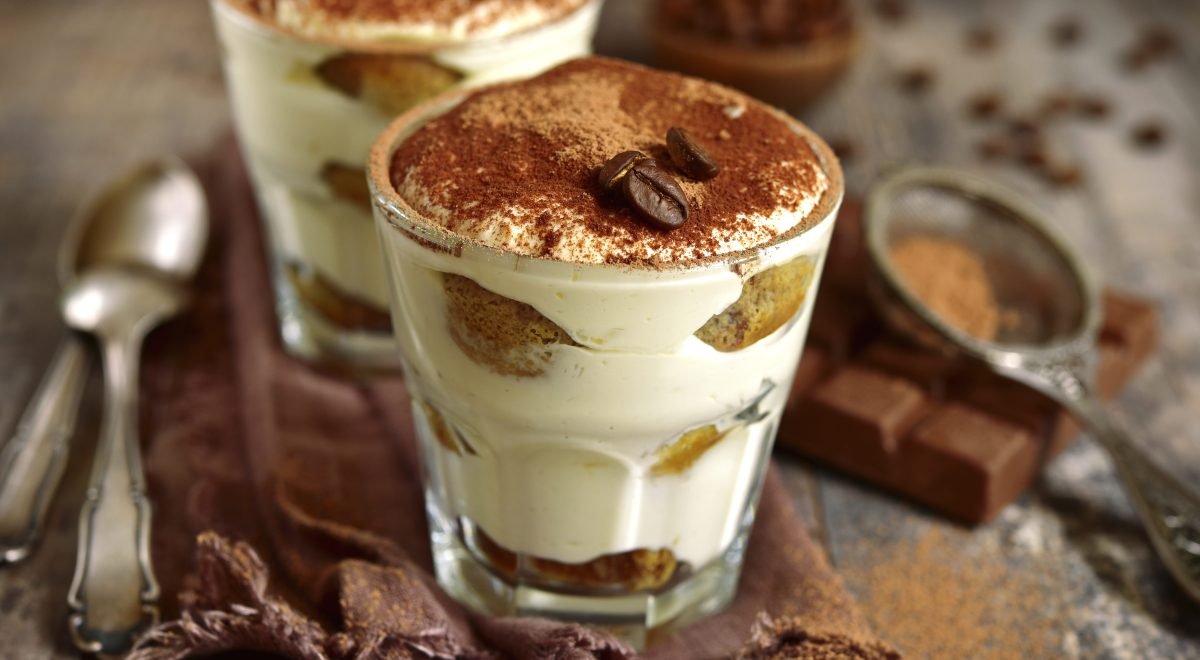 Pavê de doce de leite - iStock - Imagem ilustra pavê em taça