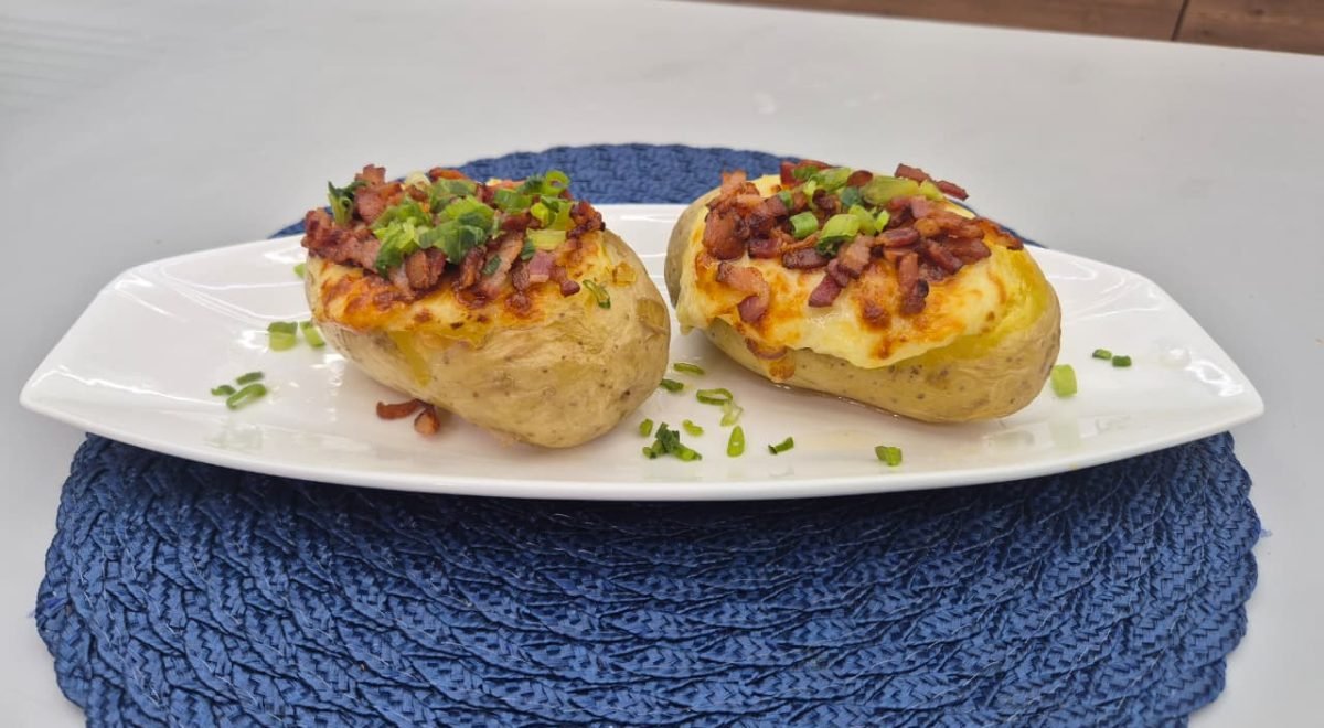 Duda Araújo/JC - Imagem de Batata Recheada Cremosa com Bacon e Queijo