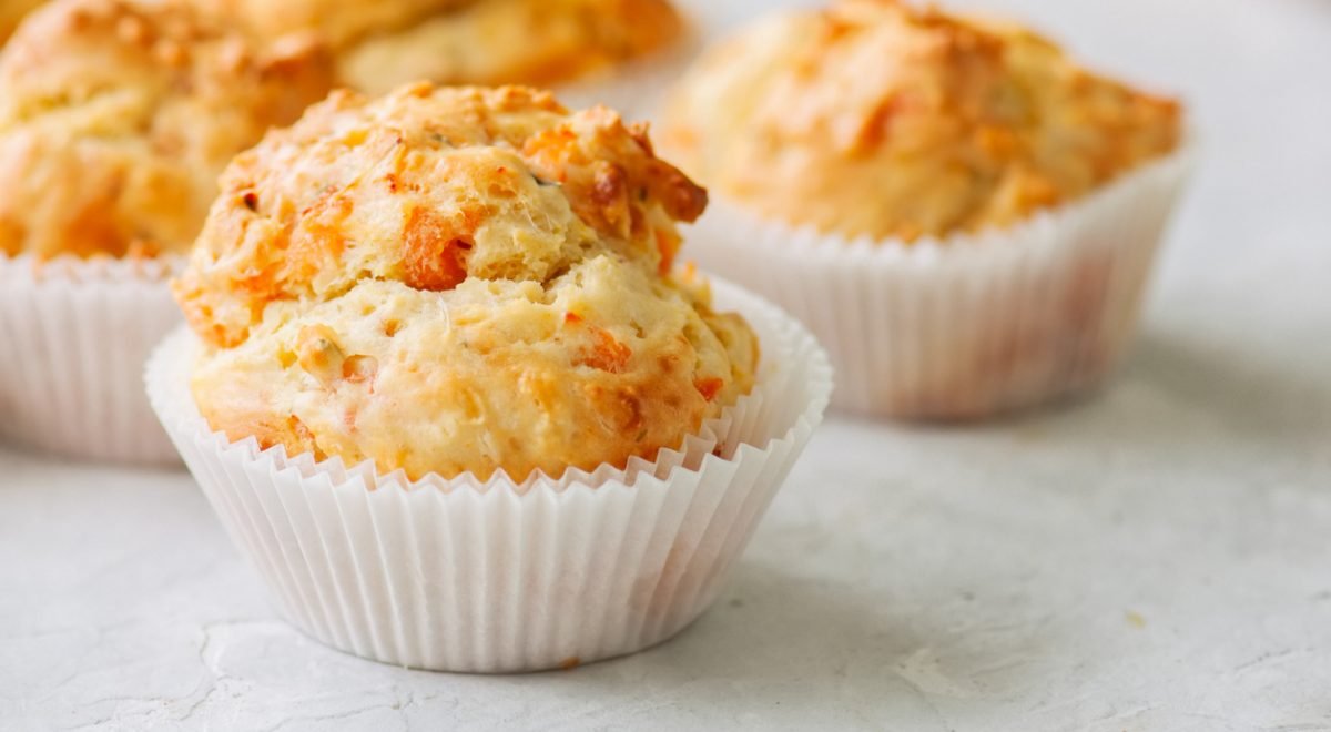 Bolinho de ovo salgado - iStock - Imagem ilustra bolo de ovo salgado
