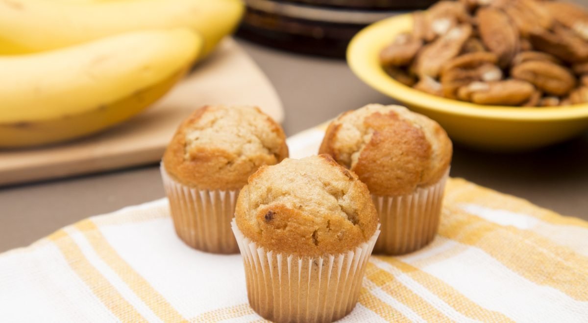 Bolinho de banana e aveia - iStock - Imagem ilustra bolinhos de banana