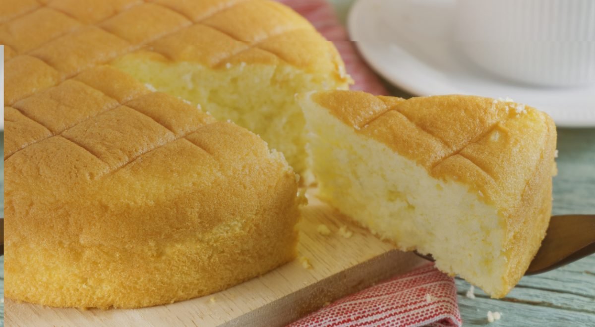 Bolo de trigo - iStock - Imagem ilustra bolo de trigo fatiado