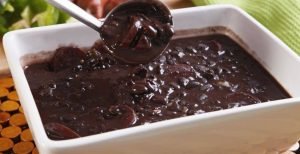 Por que seu feijão fica ralo? Confira 7 dicas para encorpar seu caldo