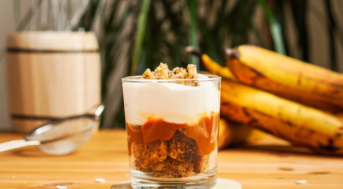 Banoffee - iStock - Imagem ilustra banoffee em taça
