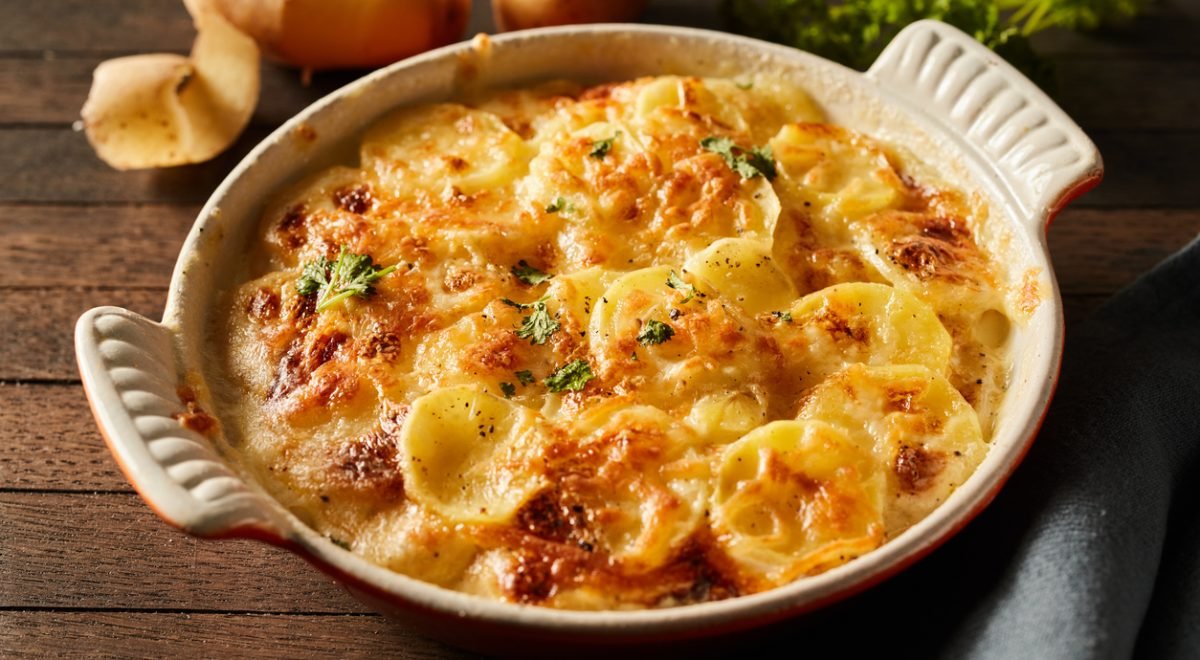 Gratinado de batata - iStock - Imagem ilustra gratinado de batata 