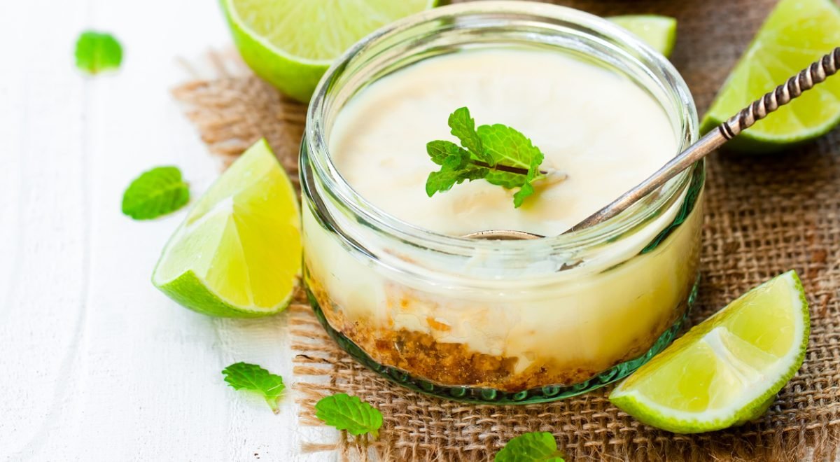 Torta de limão fit - iStock - Imagem ilustra torta de limão em pote
