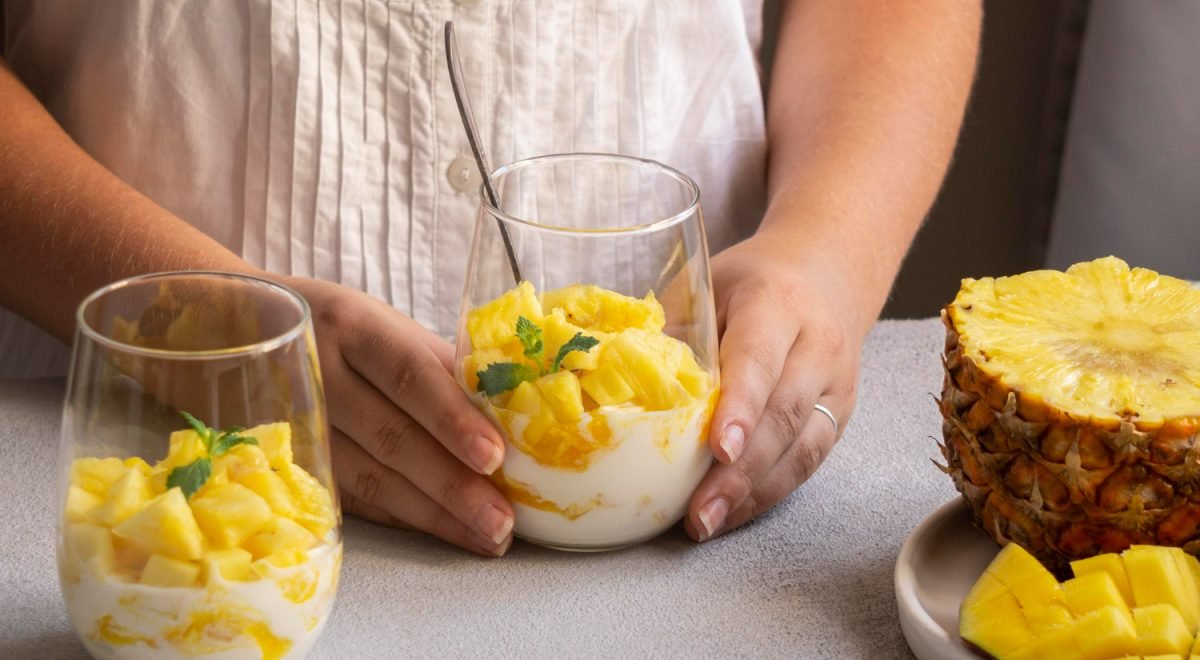 Sobremesa de abacaxi/freepik - Sobremesa de abacaxi/freepik