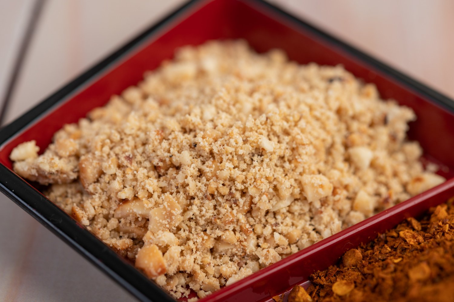 Aprenda como fazer farofa simples só com farinha