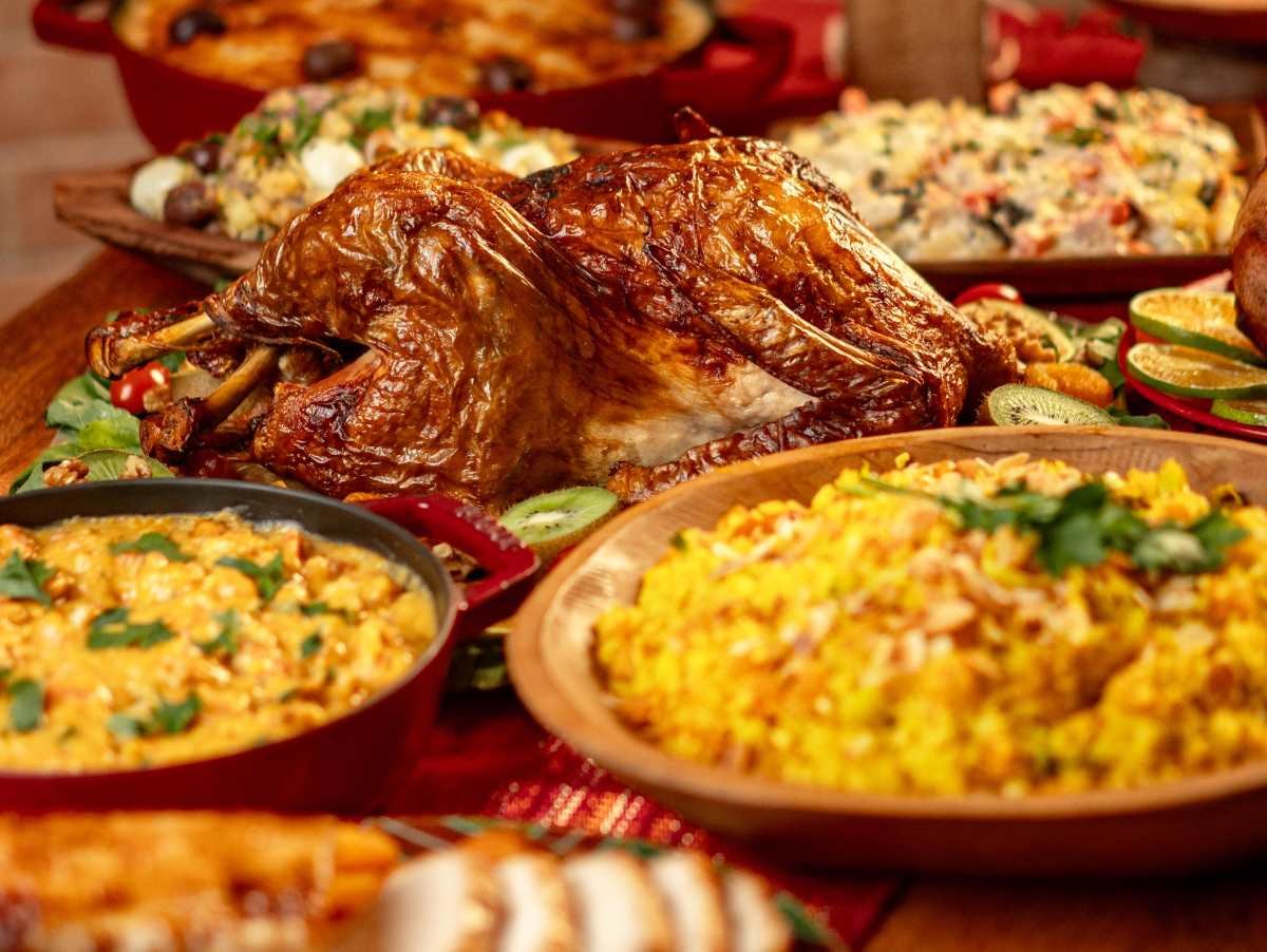 Ceia de Natal sem complicações: estabelecimentos no Recife que preparam sua ceia por encomenda