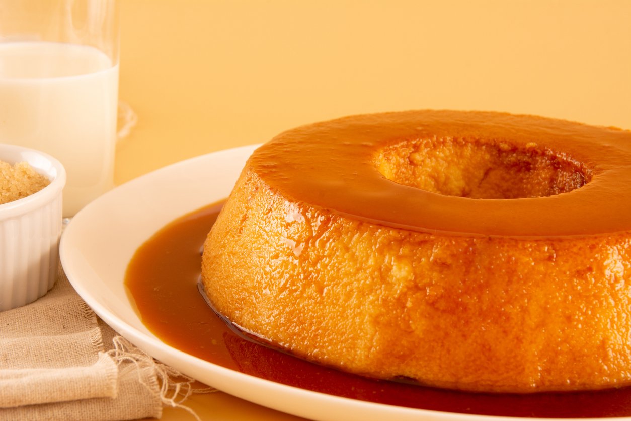 Receita mágica e ultra cremosa! Pudim de forno de 3 ingredientes super rápido e fácil de fazer