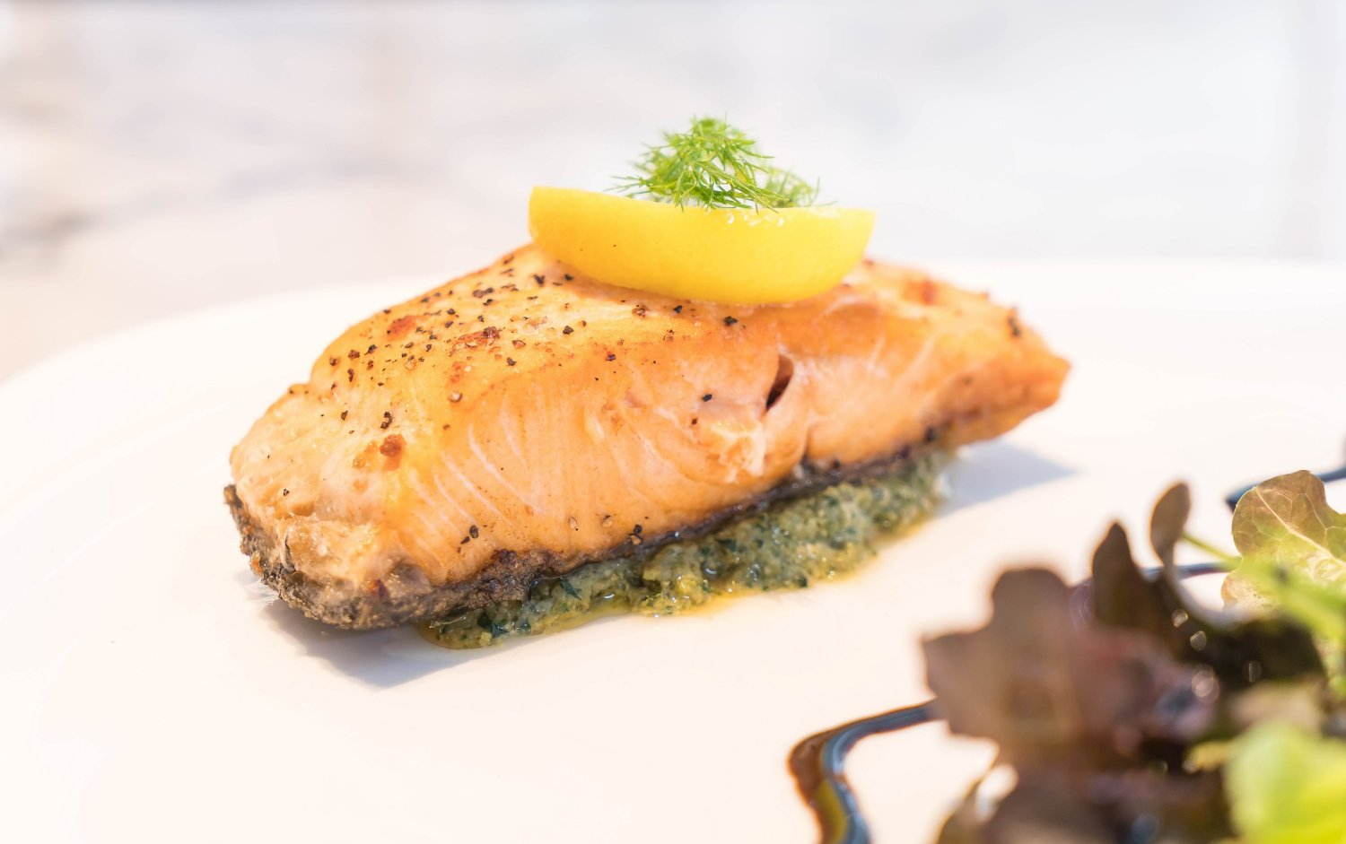 Salmão com molho de maracujá