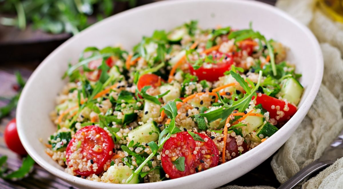 Saladas com grãos para o verão/freepik - Saladas com grãos para o verão/freepik