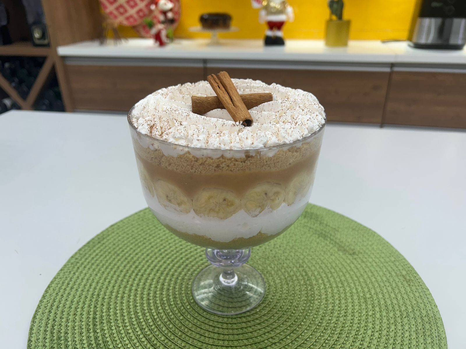 Banoffee de travessa com montagem rápida e pronta em minutos
