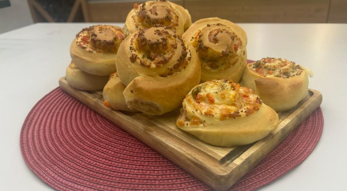 Programa Cotidiano/TV Jornal - Imagem de Caracol Napolitano