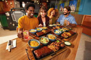 Outback aposta na personalização e leva mais de 600 combinações de tábuas aos restaurantes