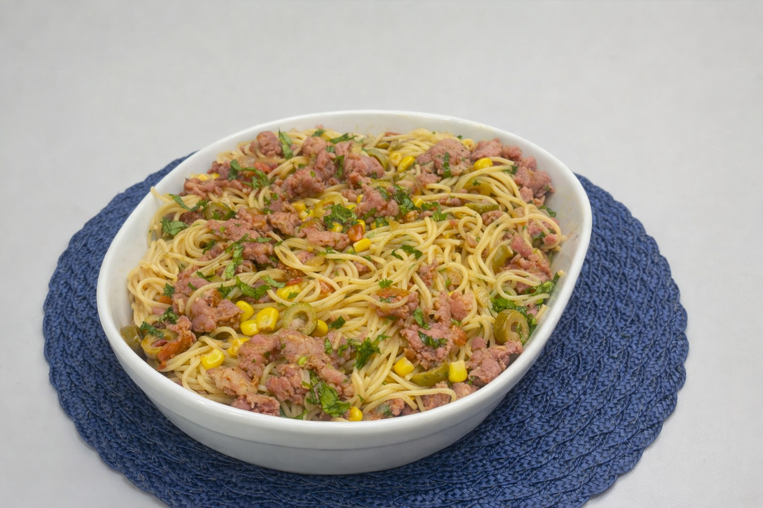 Macarrão com linguiça toscana super saborosa