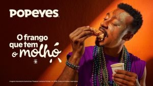 Popeyes® conecta Mardi Gras ao Carnaval brasileiro em ativações e convida foliões a "buscarem o balde"