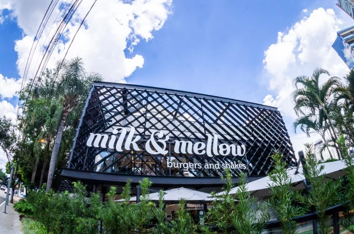 No Dia do Vinho, hamburgueria paulistana mostra que a bebida também combina com hambúrguer