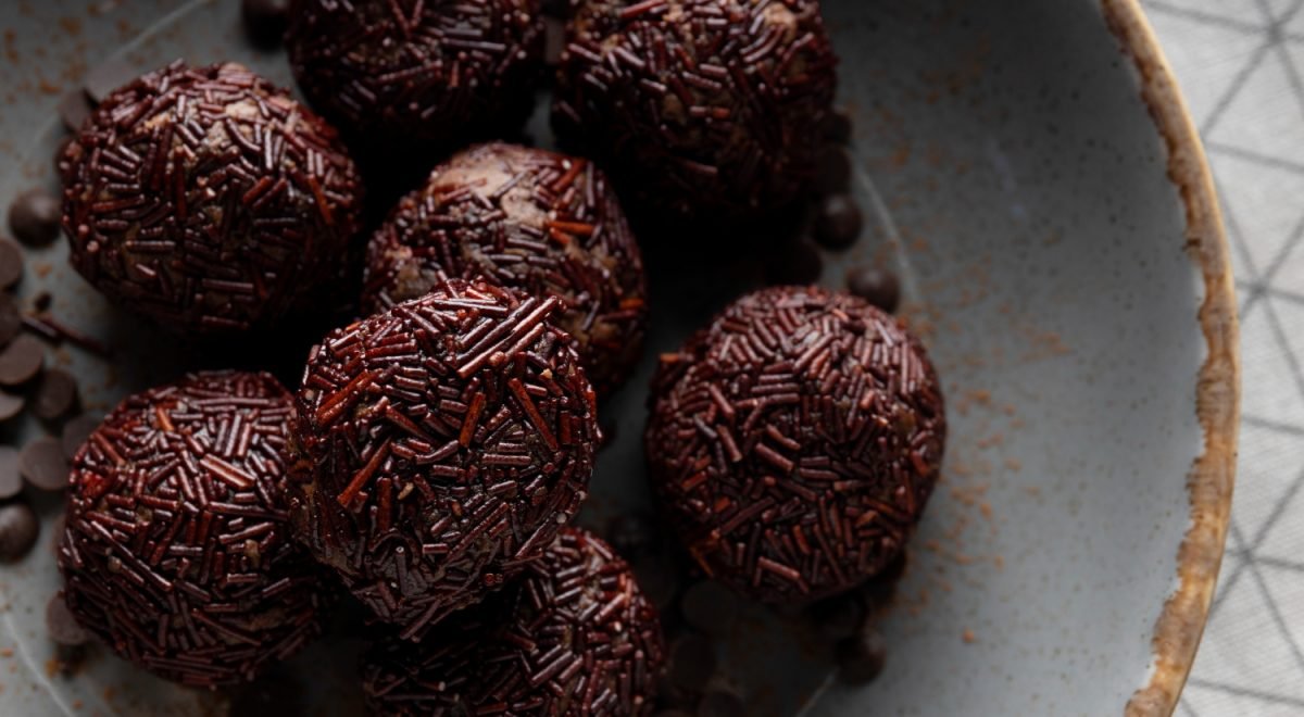 Brigadeiro no ponto ideal/ Freepik - Brigadeiro no ponto ideal/ Freepik