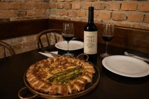 Dia da pizza: Veja como harmonizar os sabores de pizza com vinhos e espumantes